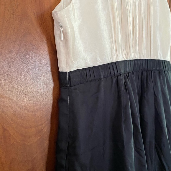 EUC Unique Anthropologie dress - Picture 4 of 4